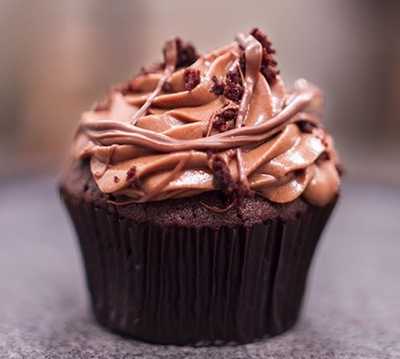 Hazelnut Praline Cupcakes