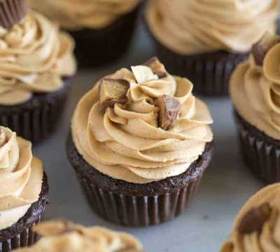 Peanut Butter Cup Cupcakes