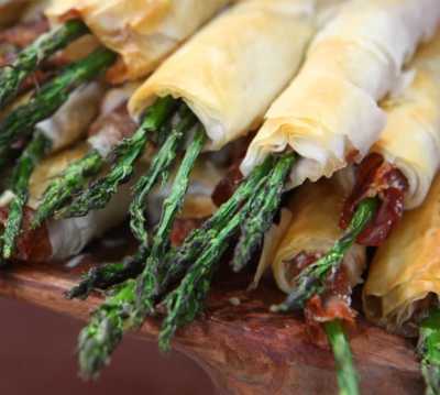 Phyllo & Prosciutto Asparagus Cigars