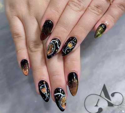 "Cheers" Nail Art