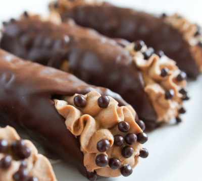 Chocolate-Dipped Mocha Cannoli