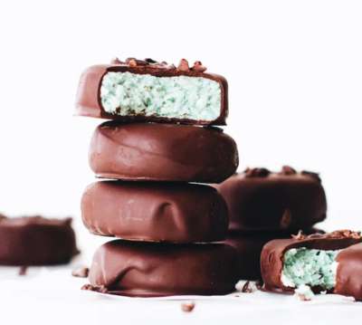 No-Bake Mint Chip Patties