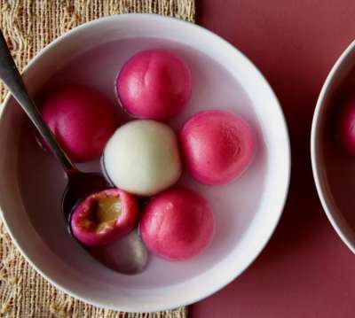 Tangyuan with Peanut Filling