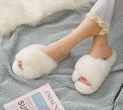 Women's Fuzzy Slippers