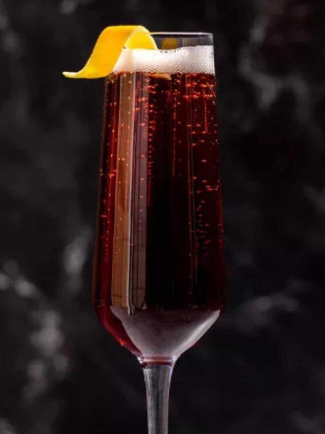 10 New Year’s Eve Cocktails for a Great 2025