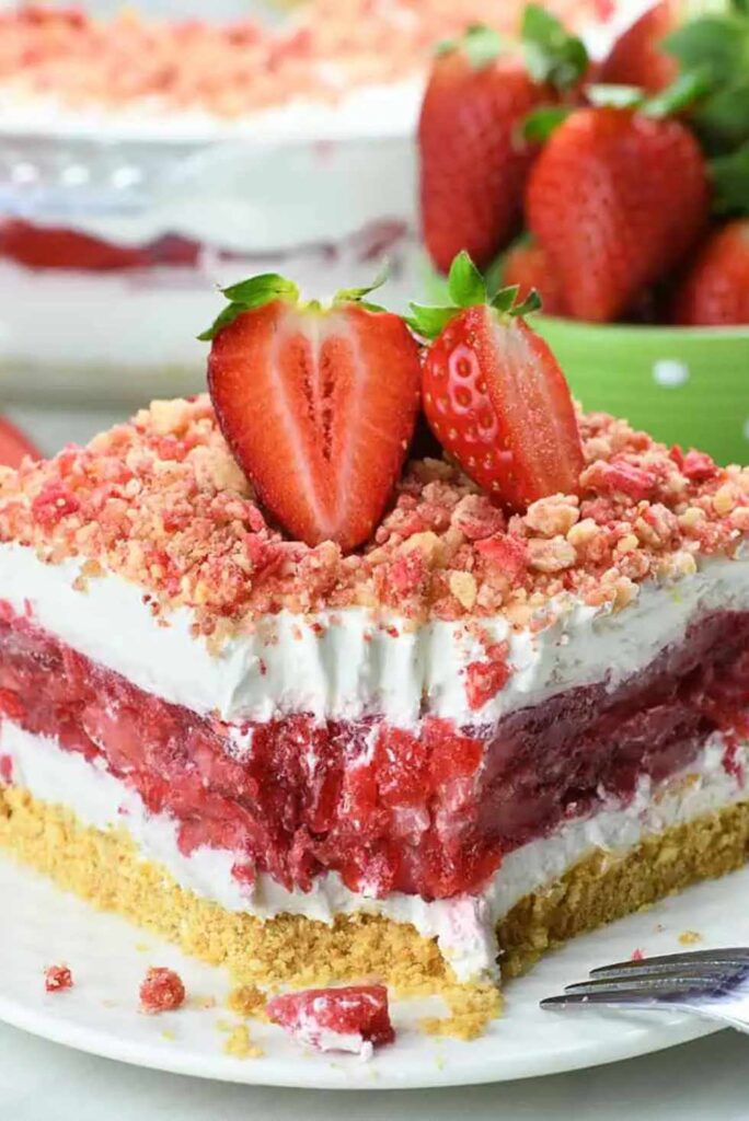 Strawberry Jello Lasagna