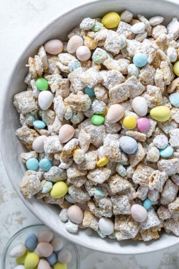 Easter Puppy Chow-Easter Snack Mix Recipes