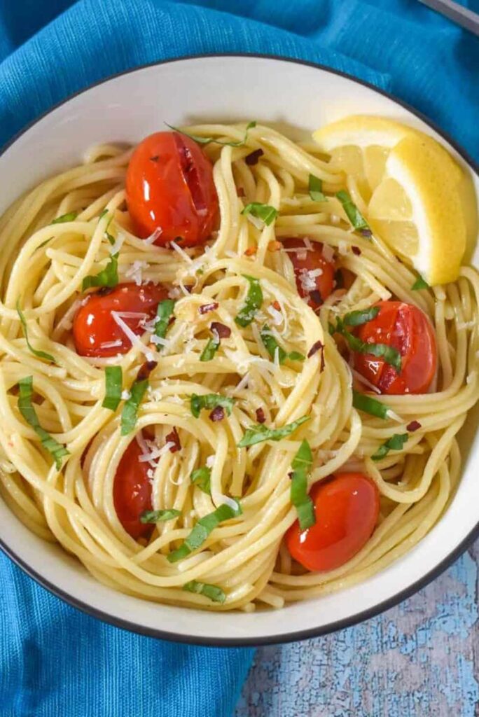 Tomato & Basil Aglio e Olio-Valentine's Day recipes