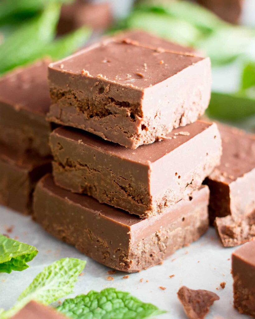 5 Minute Peppermint Fudge