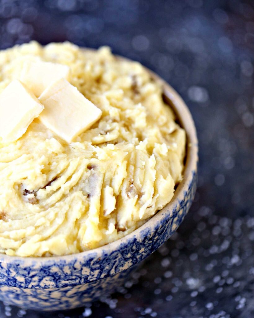 Slow Cooker Garlic Mashed Potatoes