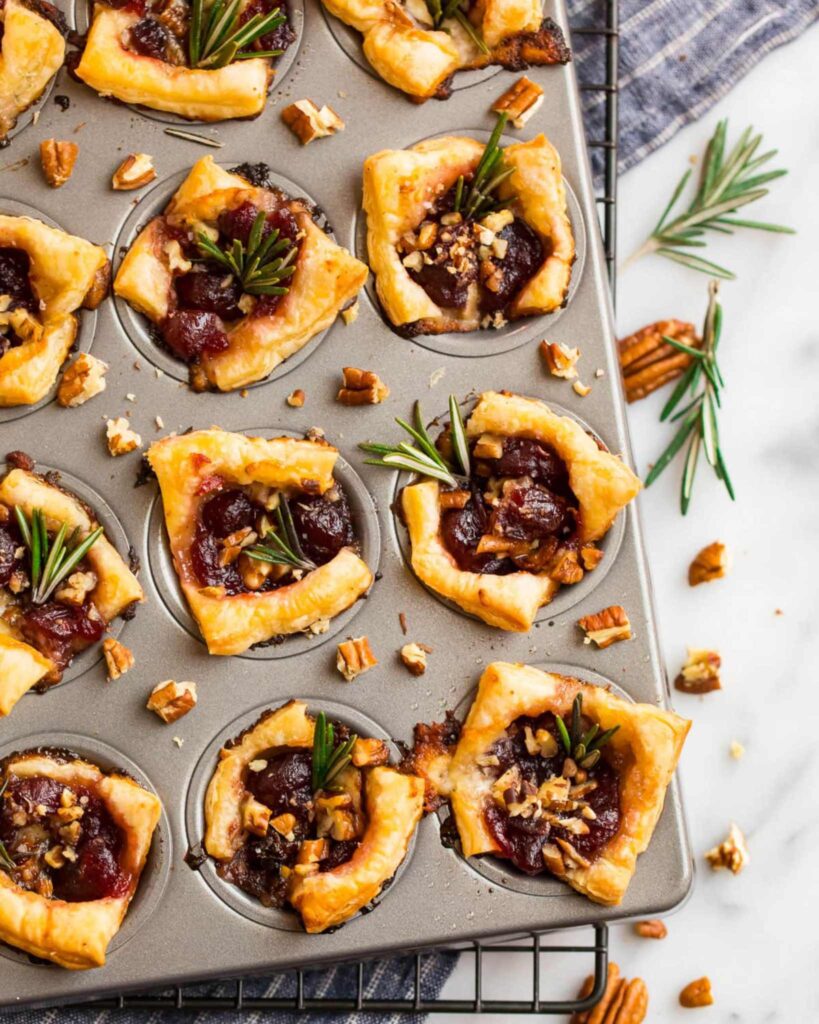 Brie and Cranberry Puff Pastry Bites