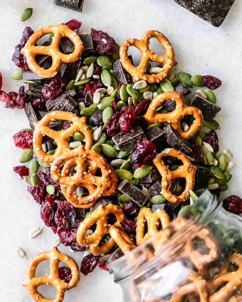 Holiday Chocolate Cranberry Mix