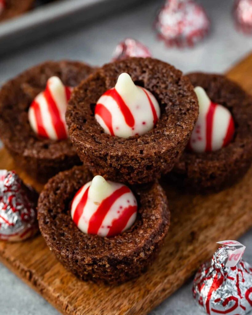 Peppermint Brownie Bites