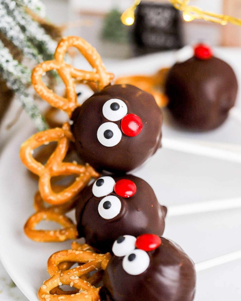 Reindeer Cake Pops