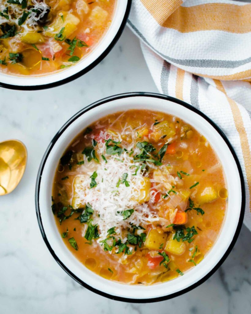 Slow Cooker Winter Vegetable Soup