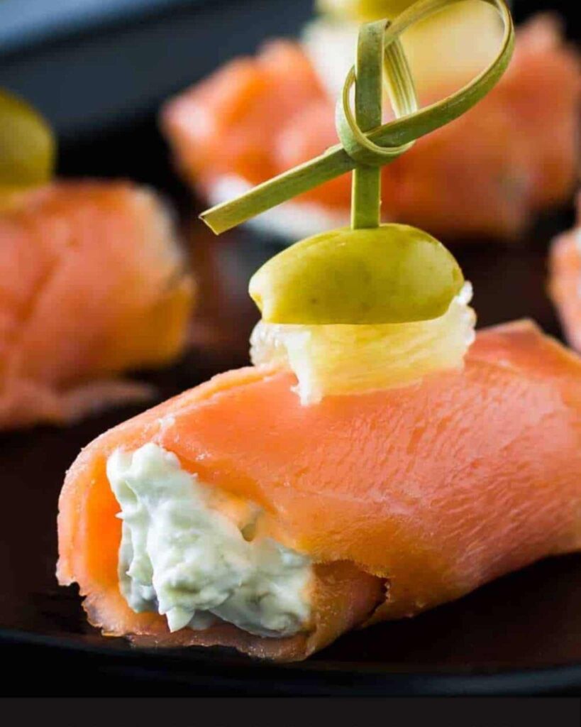 Smoked Salmon and Cream Cheese Bites