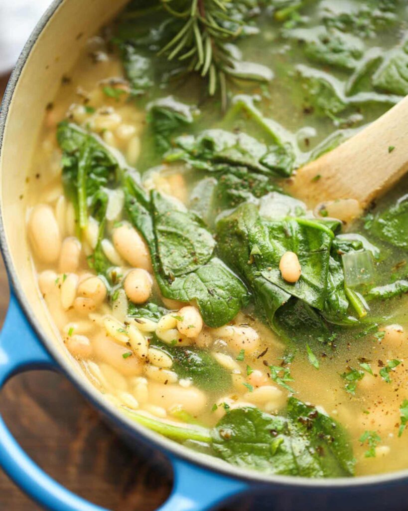 Spinach and white bean soup