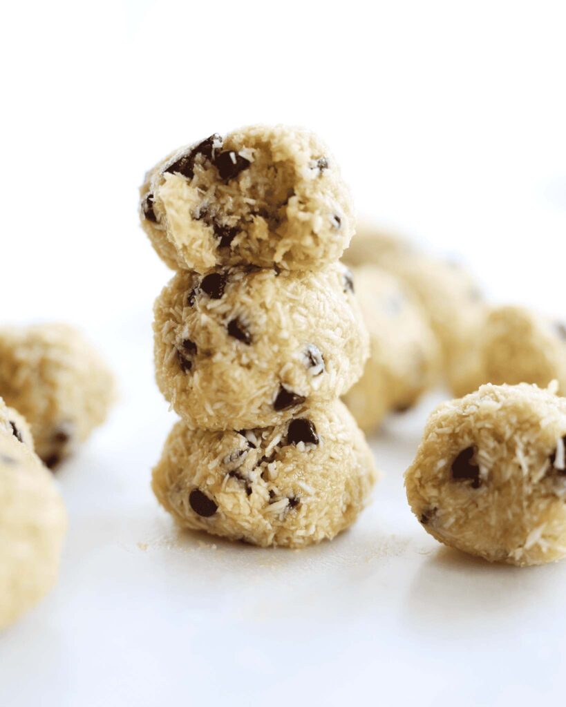 Coconut Energy Balls