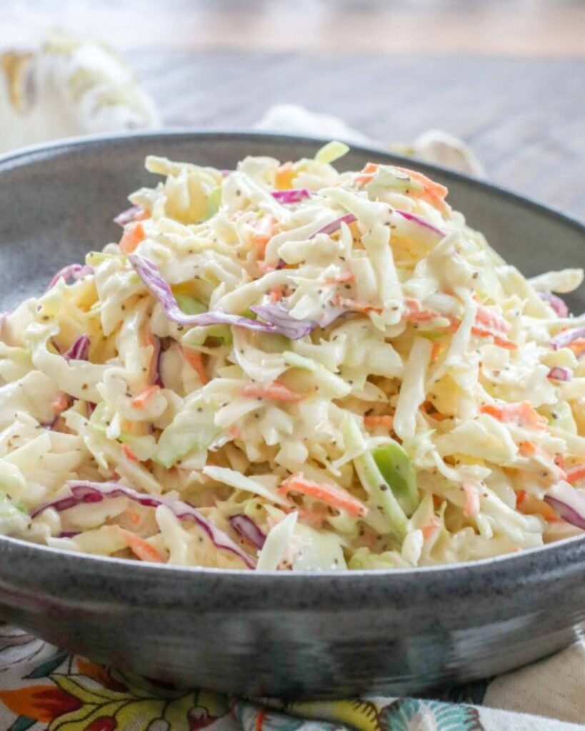 Creamy Coleslaw with a Tangy Twist