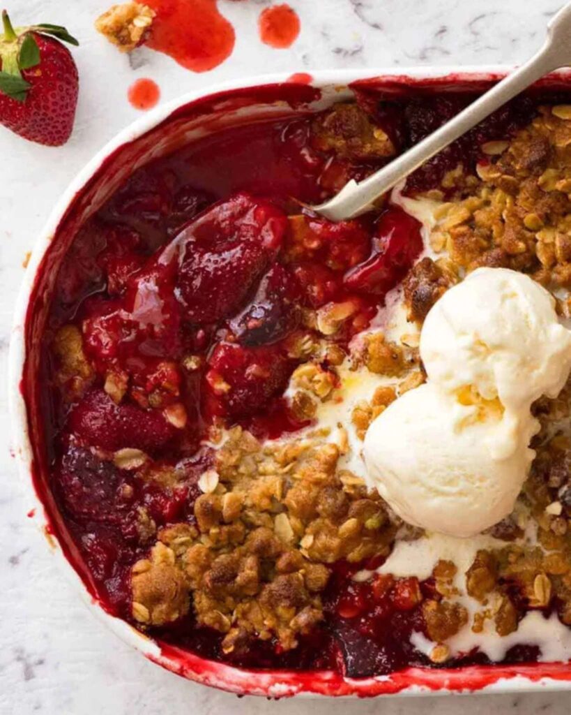 Strawberry Crumble with Oat Topping