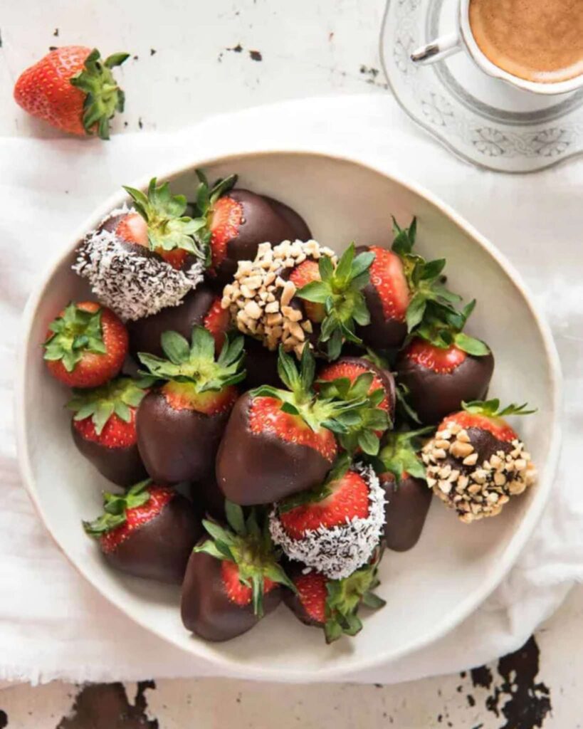 Chocolate-Dipped Strawberries