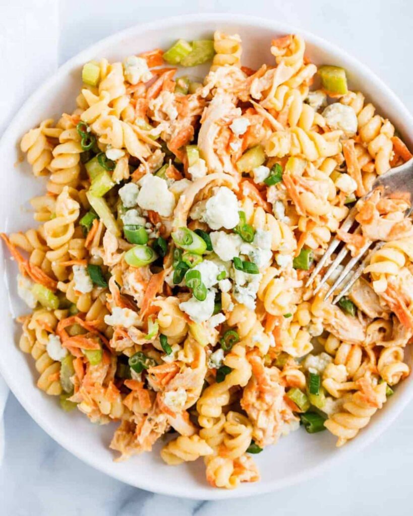 Creamy Buffalo Chicken Pasta Salad
