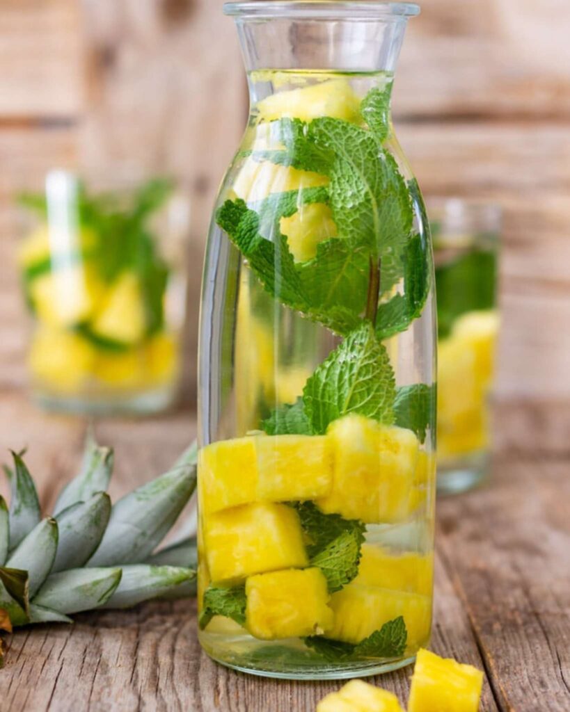 Pineapple and Mint Detox Water