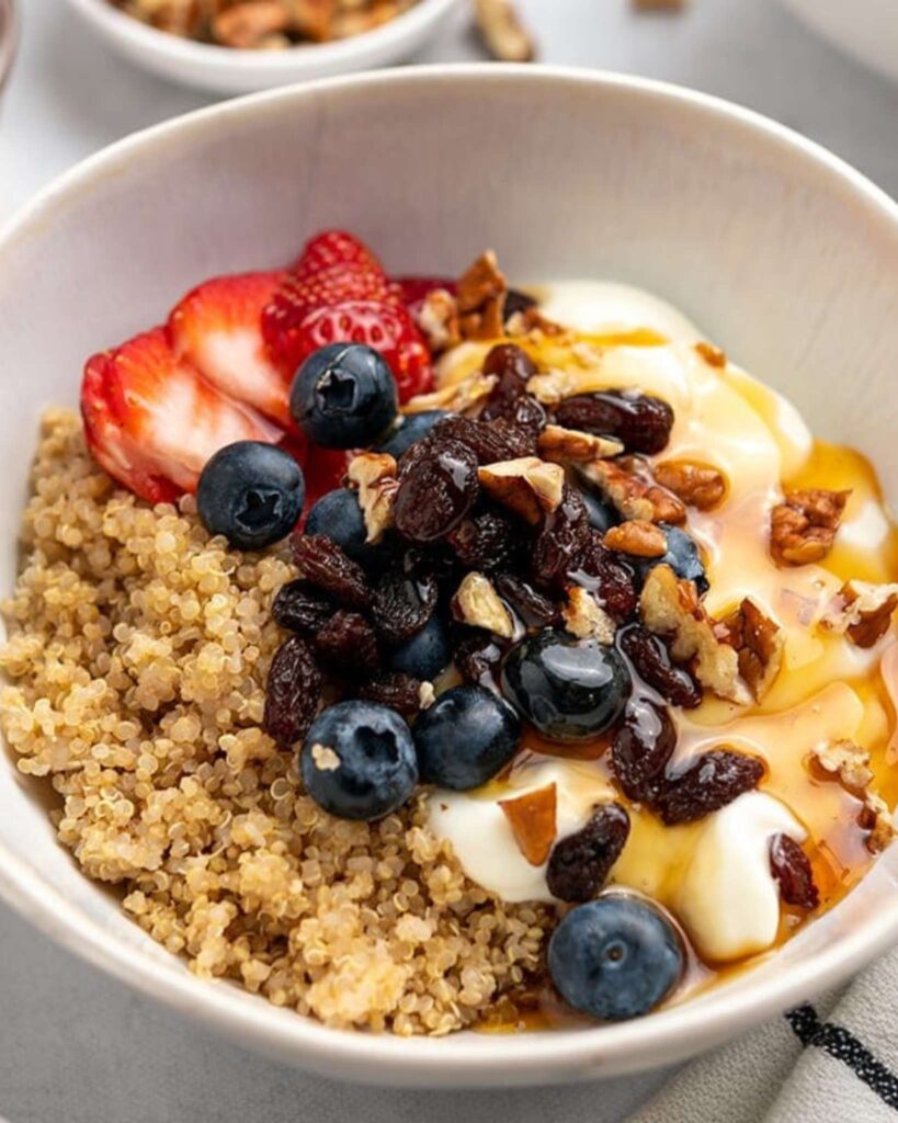 Quinoa Breakfast Bowl