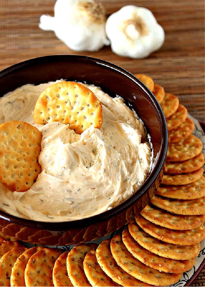 Vampire Roasted Garlic Dip